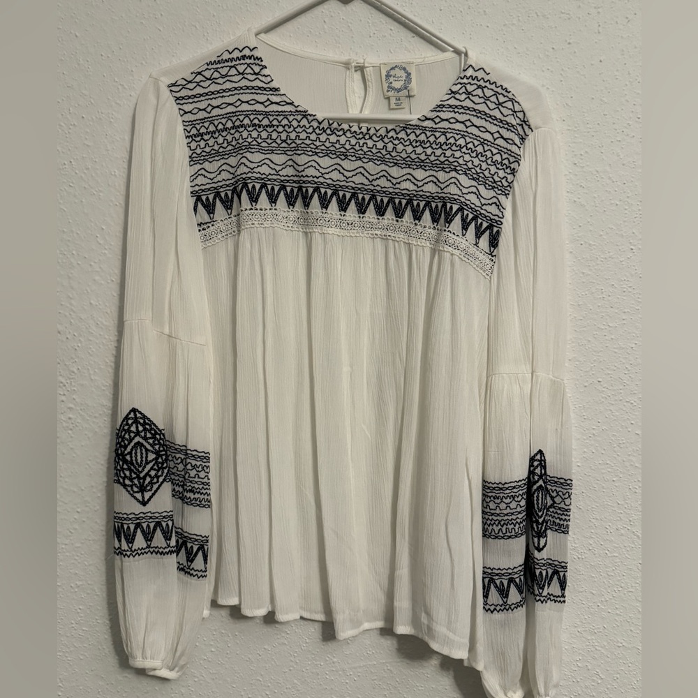 Never worn light weight blouse with blue design